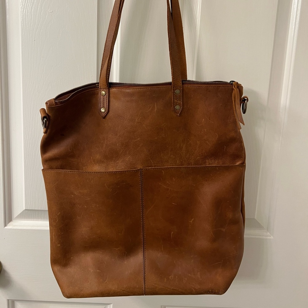 Able large Tote